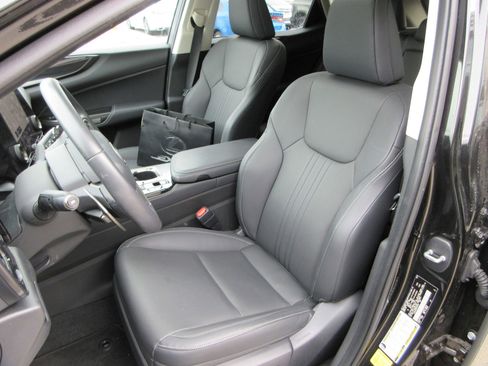 Used 2025 Lexus NX 350 AWD image 19