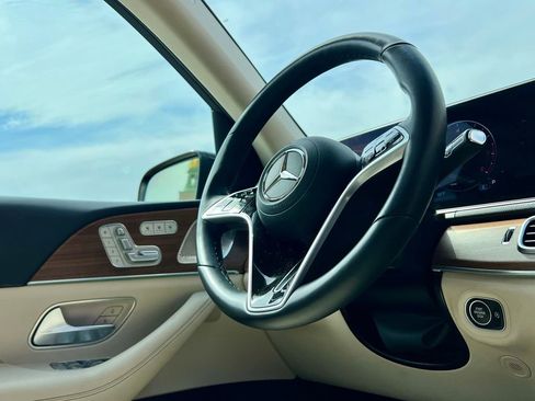 Used 2024 Mercedes-Benz GLE 350 4MATIC image 8