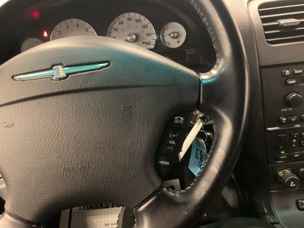 Used 2005 Ford Thunderbird RWD image 26
