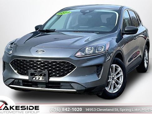 Used 2022 Ford Escape SE w/ Cold Weather Package image 1