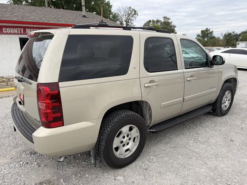 Used 2008 Chevrolet Tahoe LT w/ LT Preferred Equipment Group AWD/4WD image 3