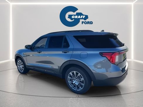 New 2026 Ford Explorer Active w/ Active Comfort Package AWD/4WD image 4