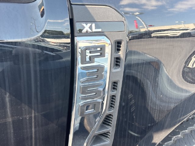 Used 2026 Ford F350 XL w/ 360-Degree Camera Package AWD/4WD image 5