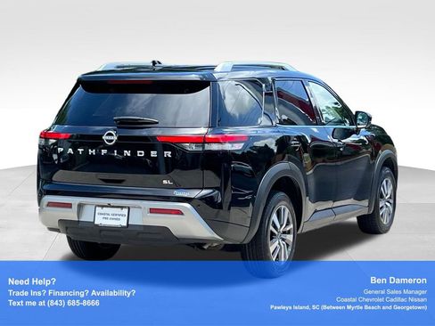 Certified 2025 Nissan Pathfinder SL FWD image 11