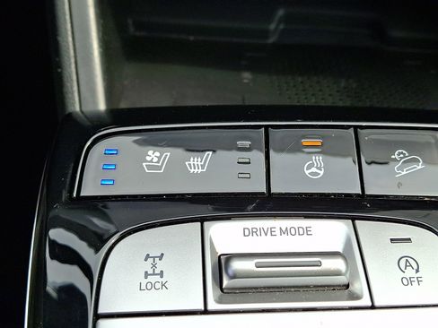 Certified 2023 Hyundai Tucson Limited AWD/4WD image 25