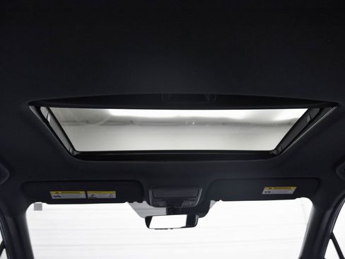 Used 2023 Honda Passport EX-L image 23