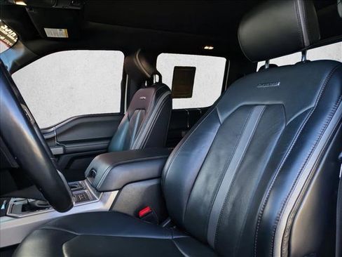 Used 2018 Ford F150 Platinum w/ Equipment Group 701A Luxury image 13