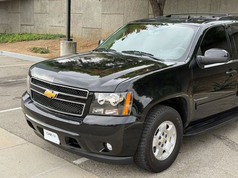 Used 2013 Chevrolet Tahoe LT RWD image 9