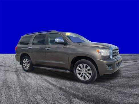 Used 2017 Toyota Sequoia Limited w/ Safety & Convenience Package RWD image 2
