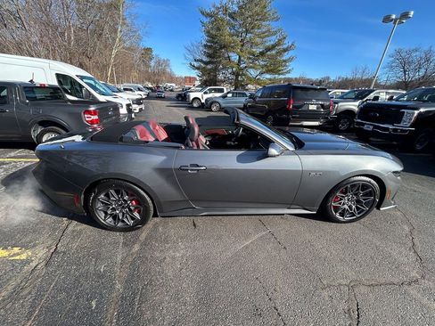 Used 2026 Ford Mustang GT Premium w/ GT Performance Package RWD image 25