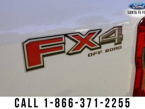 Used 2023 Ford F250 Lariat w/ Chrome Package image 15