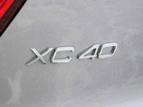 Used 2026 Volvo XC40 B5 Ultra image 27