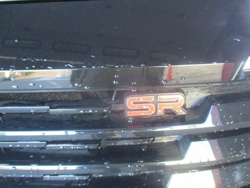 New 2025 Nissan Kicks SR image 32