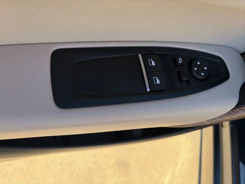 Used 2018 BMW 230i Coupe image 15