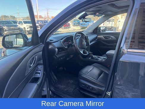 Certified 2021 Chevrolet Traverse LT w/ LT Premium Package image 13