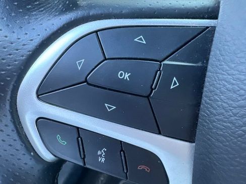 Used 2018 Dodge Charger GT AWD/4WD image 11