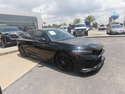 Used 2025 Honda Civic Sport image 7