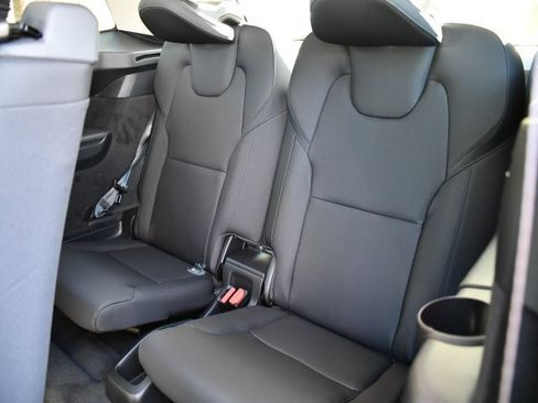 New 2026 Volvo XC90 B5 Core w/ Protection Package Premier image 16