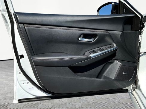 Certified 2023 Nissan Sentra SR w/ SR Premium Package FWD image 20