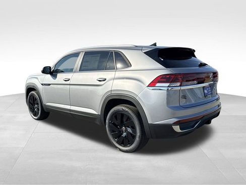 New 2026 Volkswagen Atlas Cross Sport SE AWD/4WD image 3