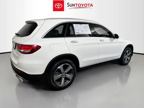 Used 2017 Mercedes-Benz GLC 300 image 4