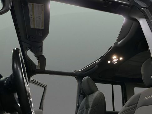 Used 2021 Jeep Wrangler Unlimited Sahara w/ Cold Weather Group image 20