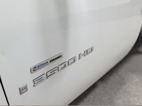 Used 2007 GMC Sierra 3500 W/T image 10