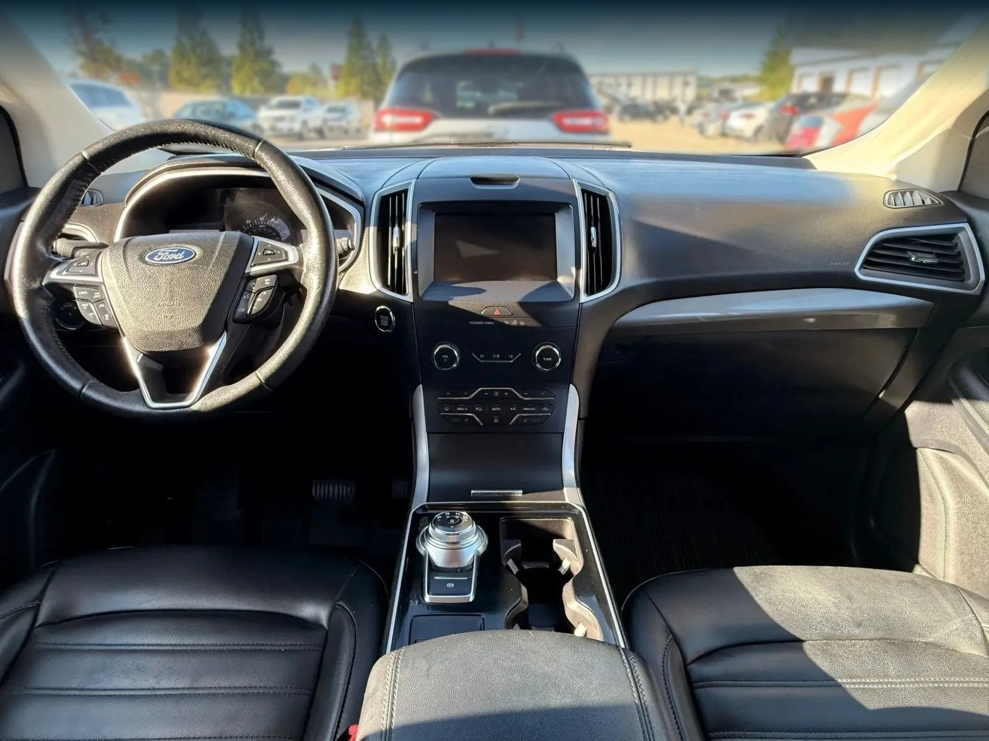 Used 2019 Ford Edge SEL w/ Equipment Group 201A AWD/4WD image 3