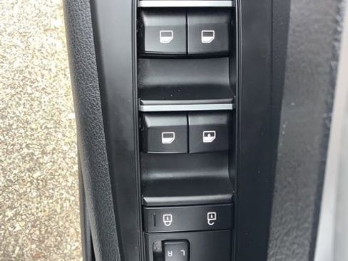 Used 2024 Kia Forte LXS image 25