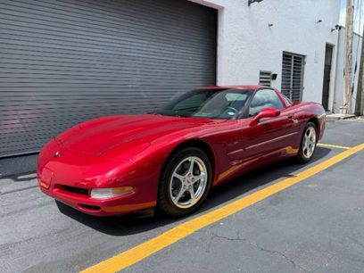 Used 2000 Chevrolet Corvette Coupe w/ Performance Handling Pkg