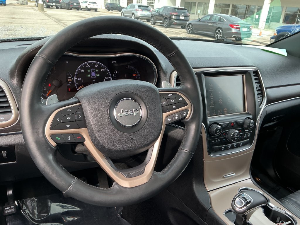 Used 2014 Jeep Grand Cherokee Limited w/ Luxury Group II AWD/4WD image 14