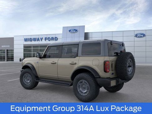 New 2025 Ford Bronco Outer Banks w/ Sasquatch Package image 4