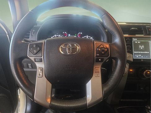 Certified 2020 Toyota 4Runner SR5 Premium image 25