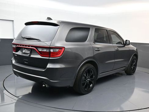 Used 2019 Dodge Durango SXT image 6