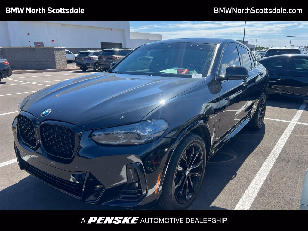 Used 2024 BMW X4 xDrive30i w/ Premium Package AWD/4WD image 1