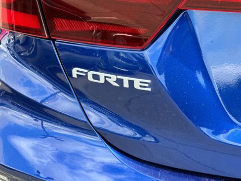 Used 2023 Kia Forte LXS image 24