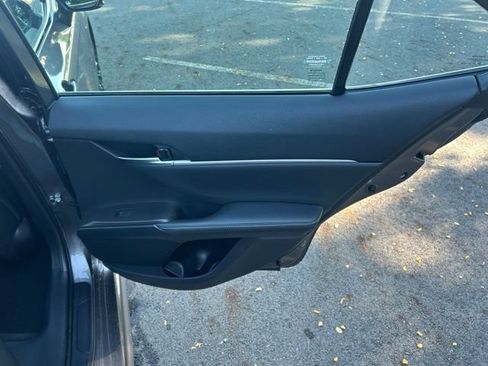 Used 2022 Toyota Camry XSE FWD image 42