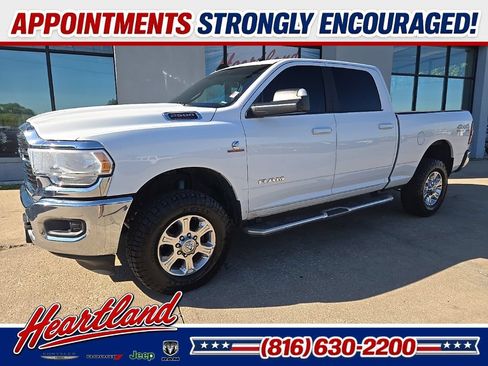 Used 2021 RAM 2500 Big Horn w/ Level 1 Equipment Group AWD/4WD image 3