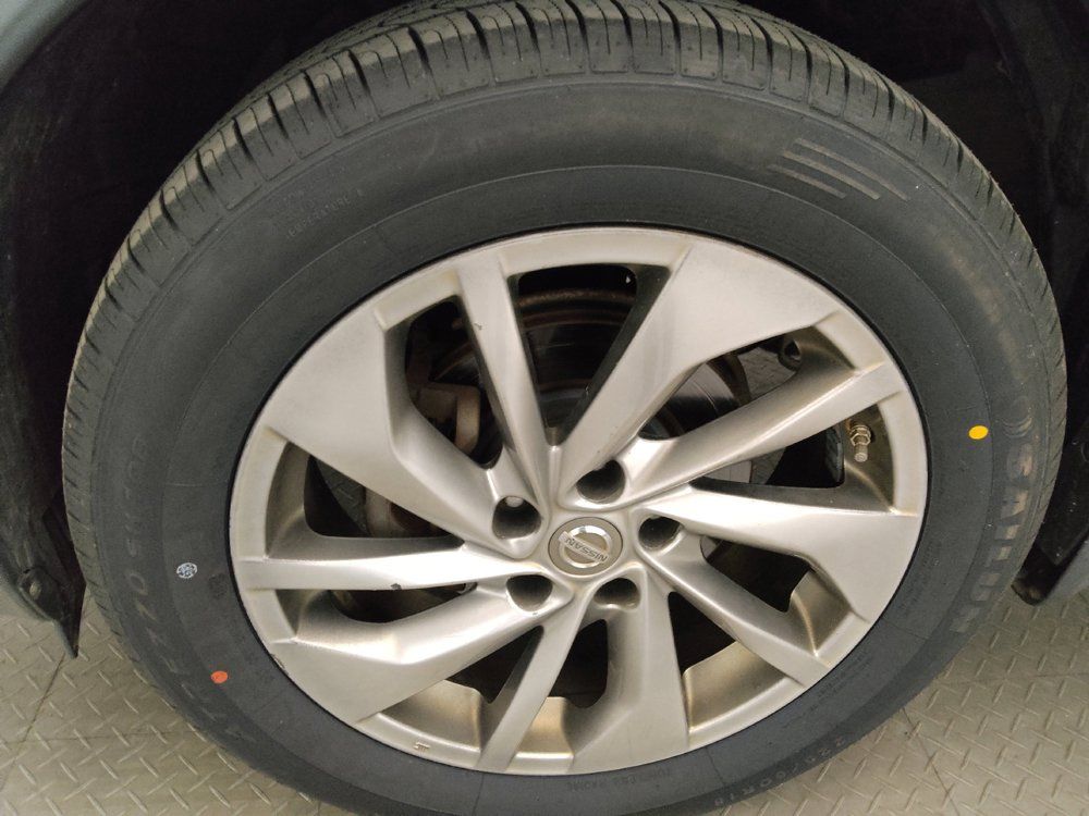 Used 2015 Nissan Rogue SL w/ SL Premium Package AWD/4WD image 31