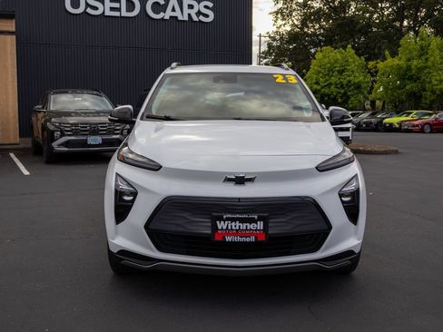 Used 2023 Chevrolet Bolt EUV LT FWD image 4