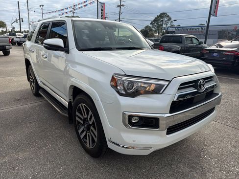 Used 2021 Toyota 4Runner Limited image 11
