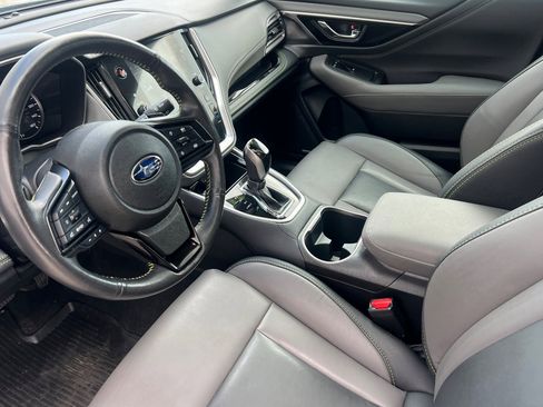 Used 2024 Subaru Outback Onyx Edition image 7