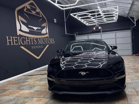 Used 2023 Ford Mustang Premium image 1