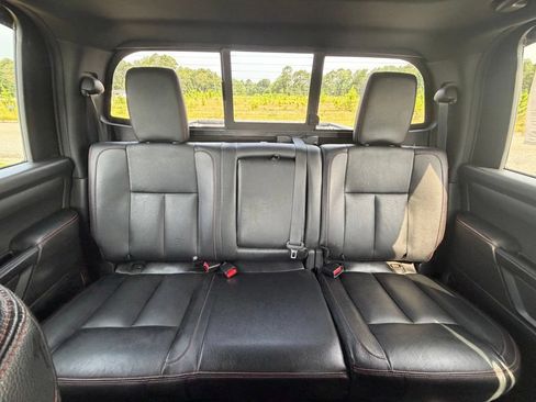 Used 2023 Nissan Titan PRO-4X w/ Pro-4x Convenience Package AWD/4WD image 44