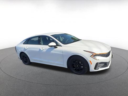 Used 2025 Kia K5 LXS image 2