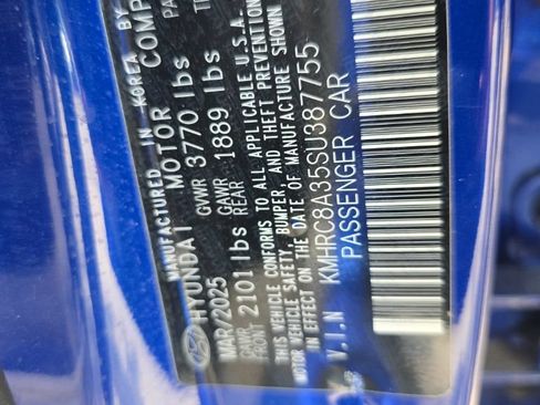 Used 2025 Hyundai Venue SEL FWD image 6