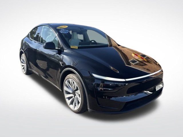 Used 2026 Tesla Model Y Long Range AWD/4WD image 1