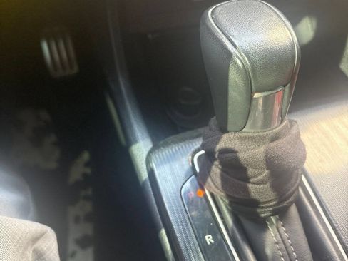 Used 2024 Honda Civic Sport image 11