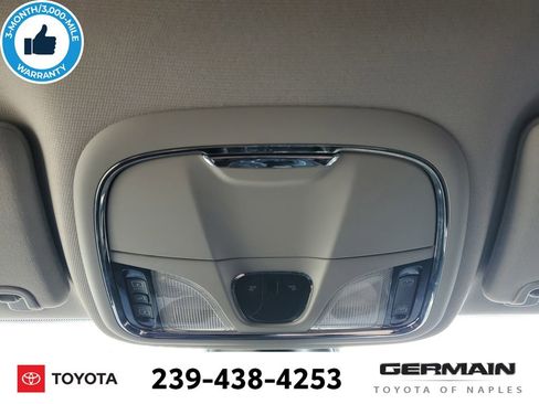 Used 2019 Jeep Cherokee Limited image 34