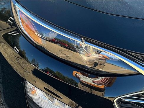 Used 2024 Chevrolet Malibu LT image 28